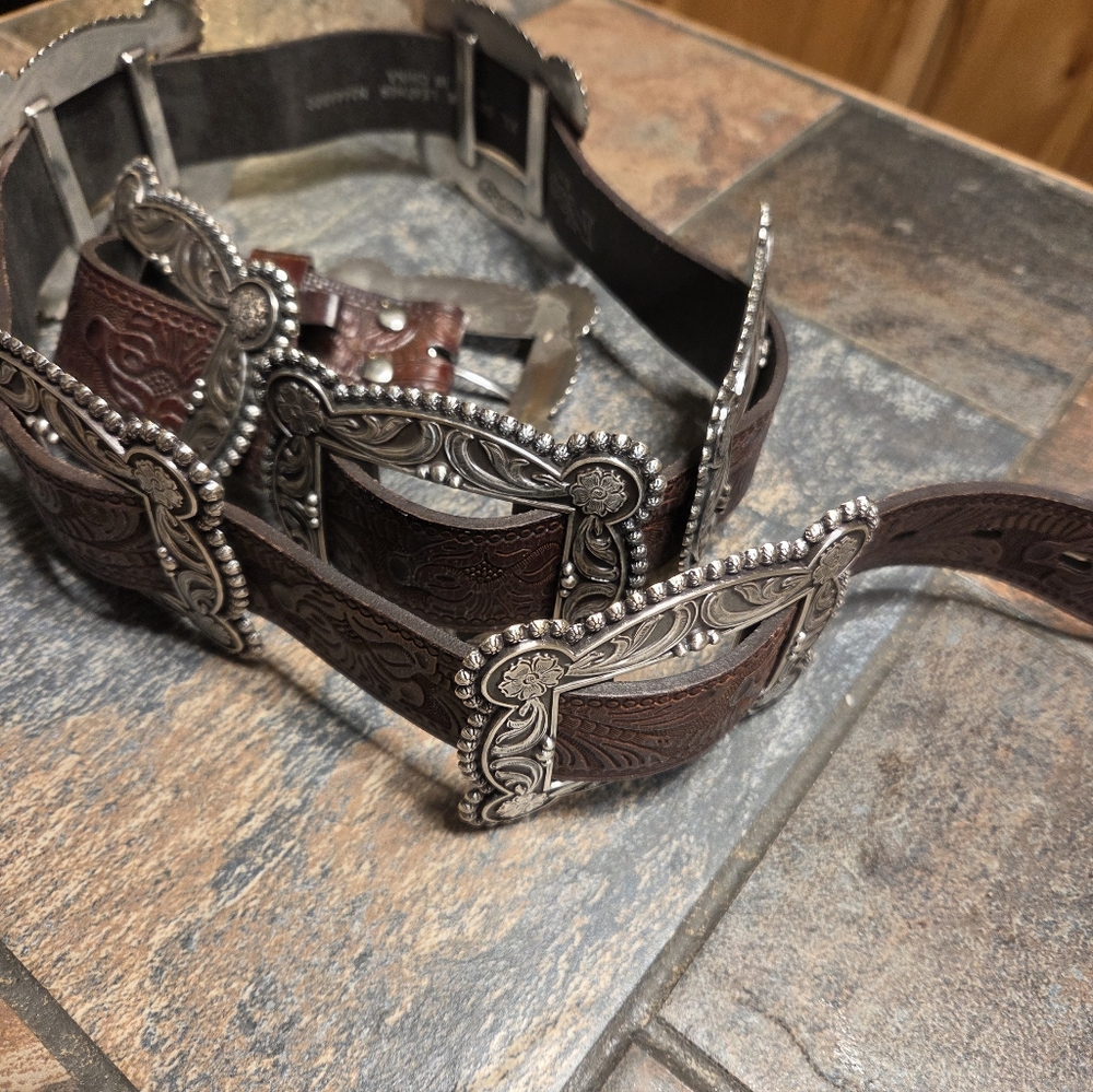 NOCONA Brown Leather Belt with Silver Tone Buckles Which Are Removable. XL